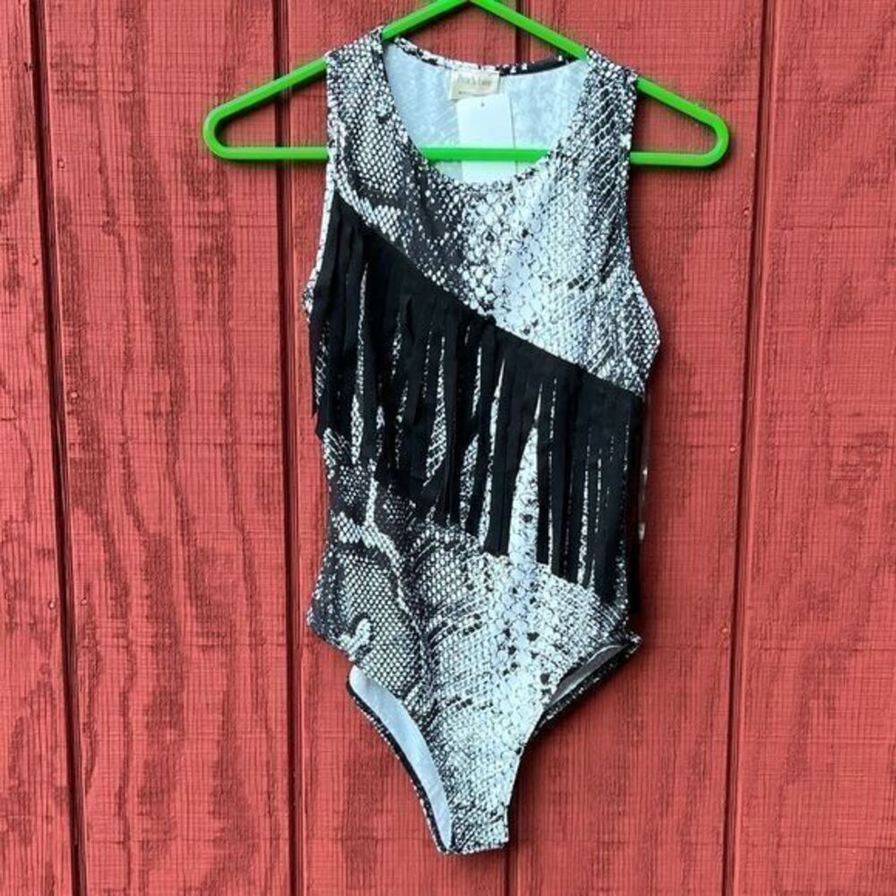 NWT Peach California Love Black Snake Print Fringe‎ Bodysuit Large - Picture 6 of 9